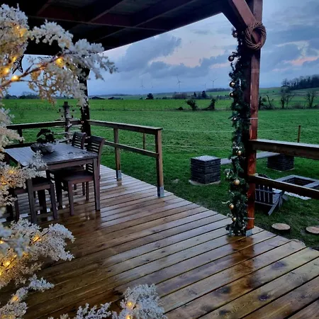 Lodge Tiny Housse Serenity Avec Jacuzzi Tinlot