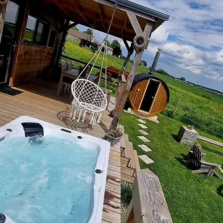 Tiny Housse Serenity Avec Jacuzzi Et Piscine Lodge
