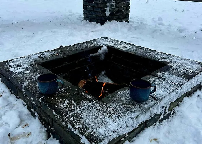Lodge Tiny Housse Serenity Avec Jacuzzi Et Piscine *